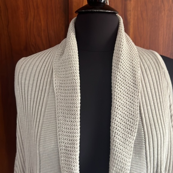 Knit and Lace High Low Vest - Picture 2 of 7